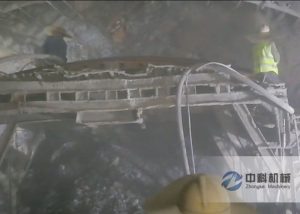 中交三航局双喷头液压湿喷机施工视频