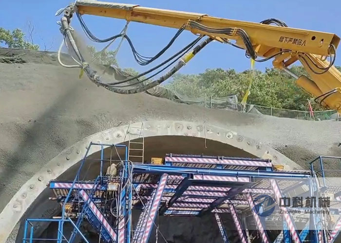 隧道大型混凝土湿喷机施工视频